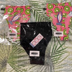 Cheek Boss 2 thong panties and 1 cheekie (large)